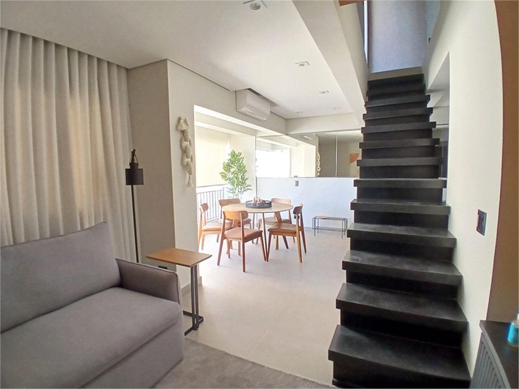 Cobertura Duplex Mobiliada à Venda – Conforto e Estilo em Cada Detalhe!