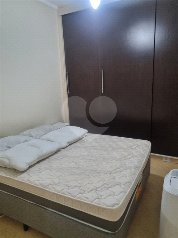 Apartamento para alugar com 2 quartos, 55m² - Foto 12