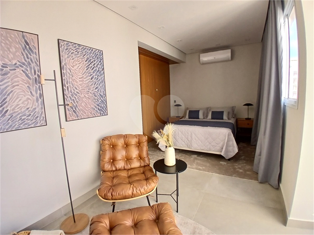 Cobertura Duplex à venda - Reformado e mobiliado