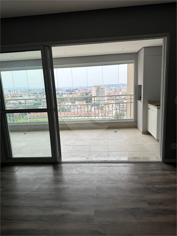 APARTAMENTO em JARDIM SANTA MENA