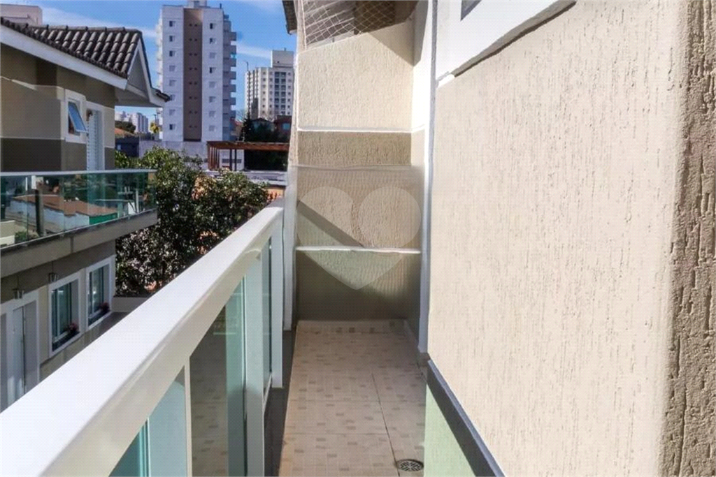 Casa de Condomínio à Venda | 120m² | Mobiliada | 3 dormitórios (1 suíte) | 1 vaga na Vila Mazzei!