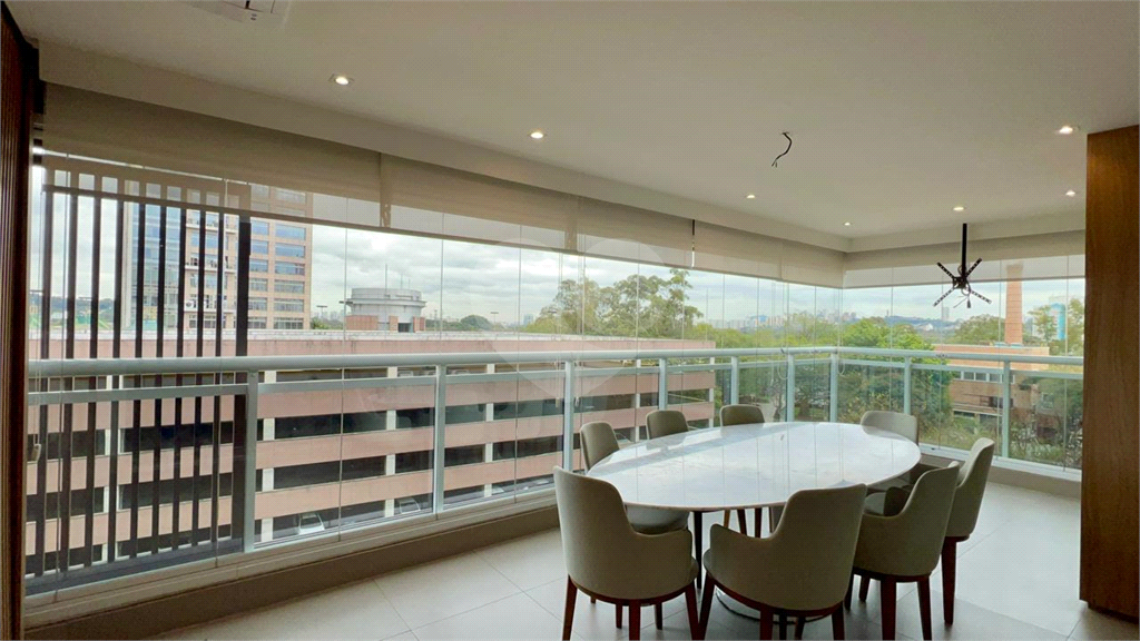 Apartamento venda/locação, Retrato Pinheiros, 2 suites, 2 vagas, próximo metro
