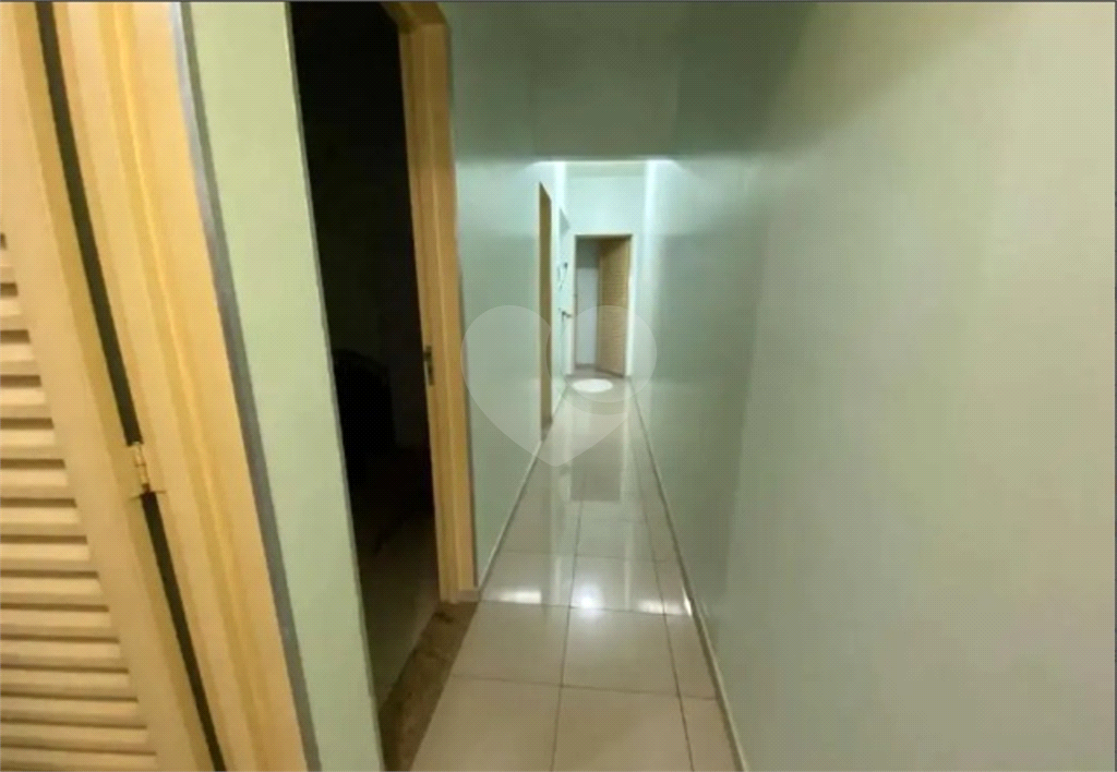 Casa à venda com 4 quartos, 235m² - Foto 12