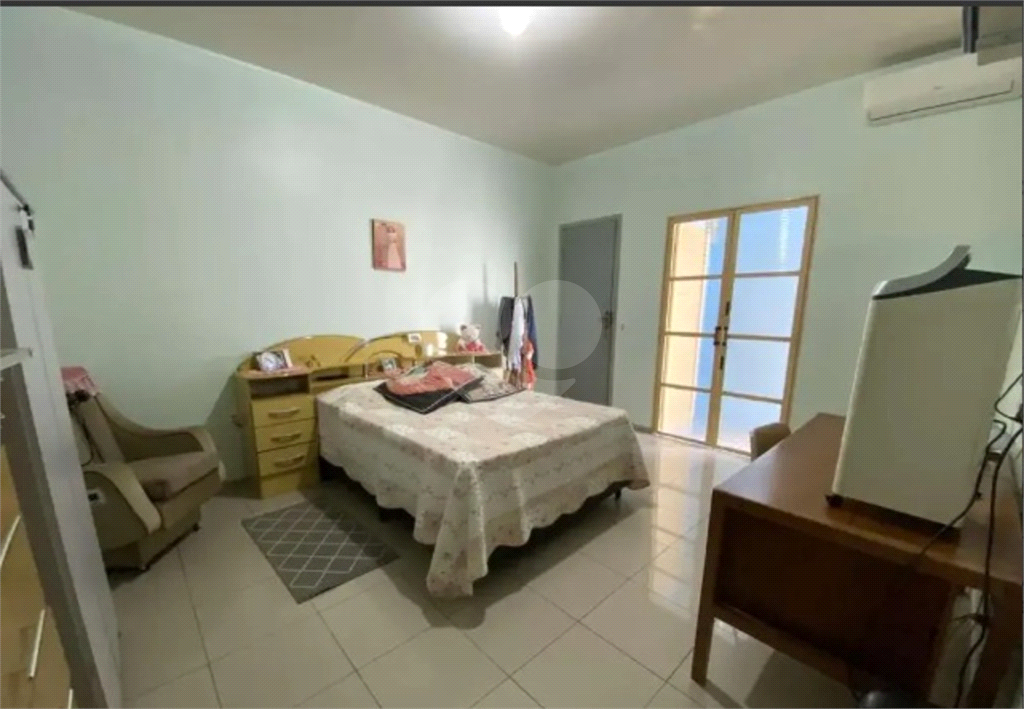 Casa à venda com 4 quartos, 235m² - Foto 13