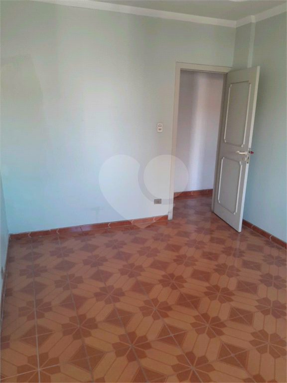 APARTAMENTO em SANTANA