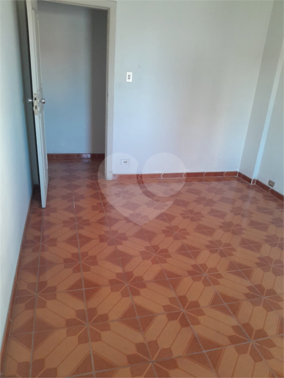 APARTAMENTO em SANTANA