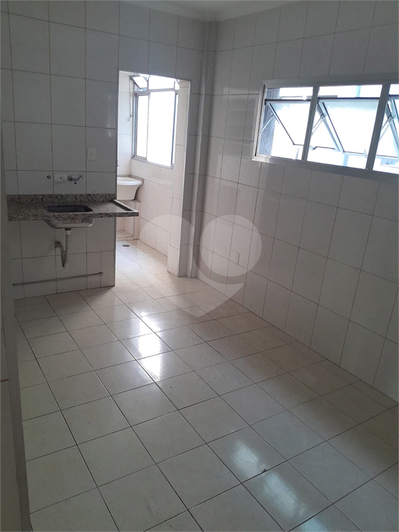 APARTAMENTO em SANTANA