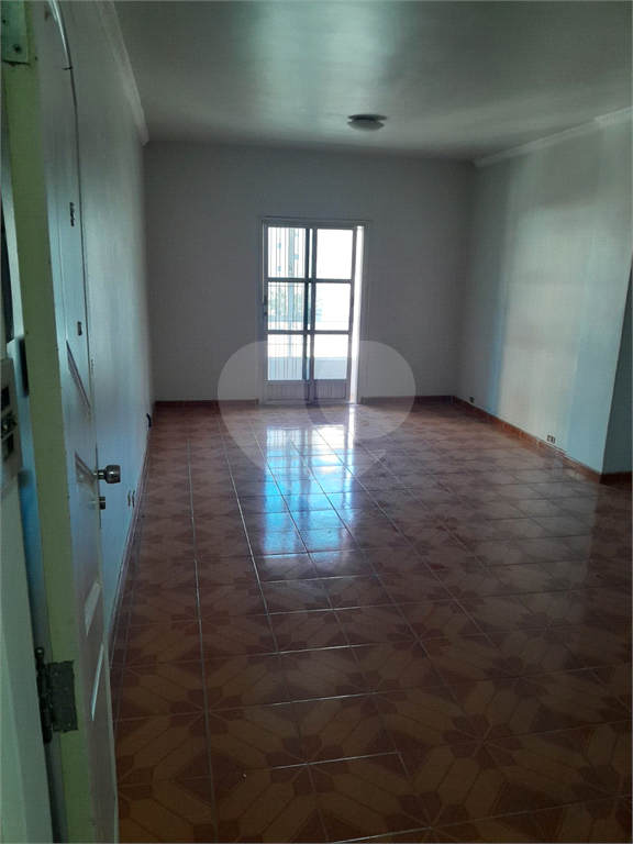 APARTAMENTO em SANTANA
