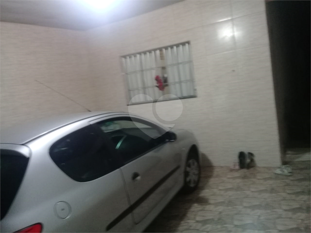 Sobrado para venda em GUARULHOS com 2 quartos, sendo 1 suíte3, 3 banheiros e 2 vagas de garagem