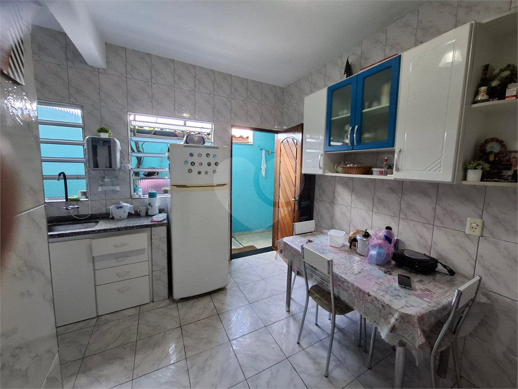 Casa assobradada no TREMEMBE 146,2m², 3 dormitórios, sendo 2 suítes, 2 banheiros, quintal e 3 vagas de garagem 