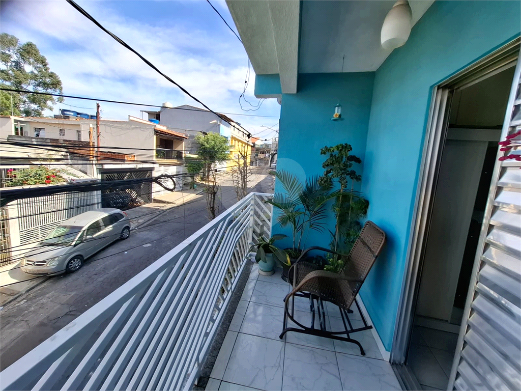 Casa assobradada no TREMEMBE 146,2m², 3 dormitórios, sendo 2 suítes, 2 banheiros, quintal e 3 vagas de garagem 