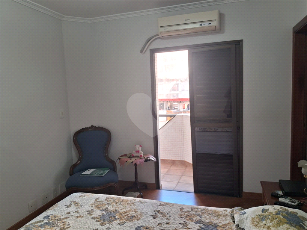 Apartamento a venda na Rua Pedro Doll