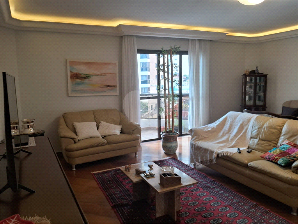 Apartamento a venda na Rua Pedro Doll