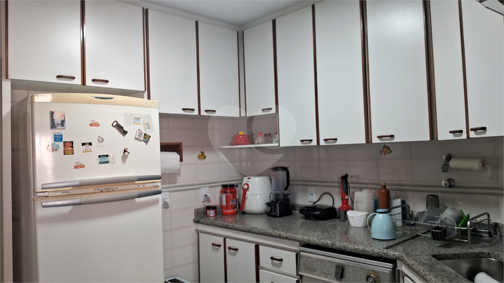 Apartamento a venda na Rua Pedro Doll