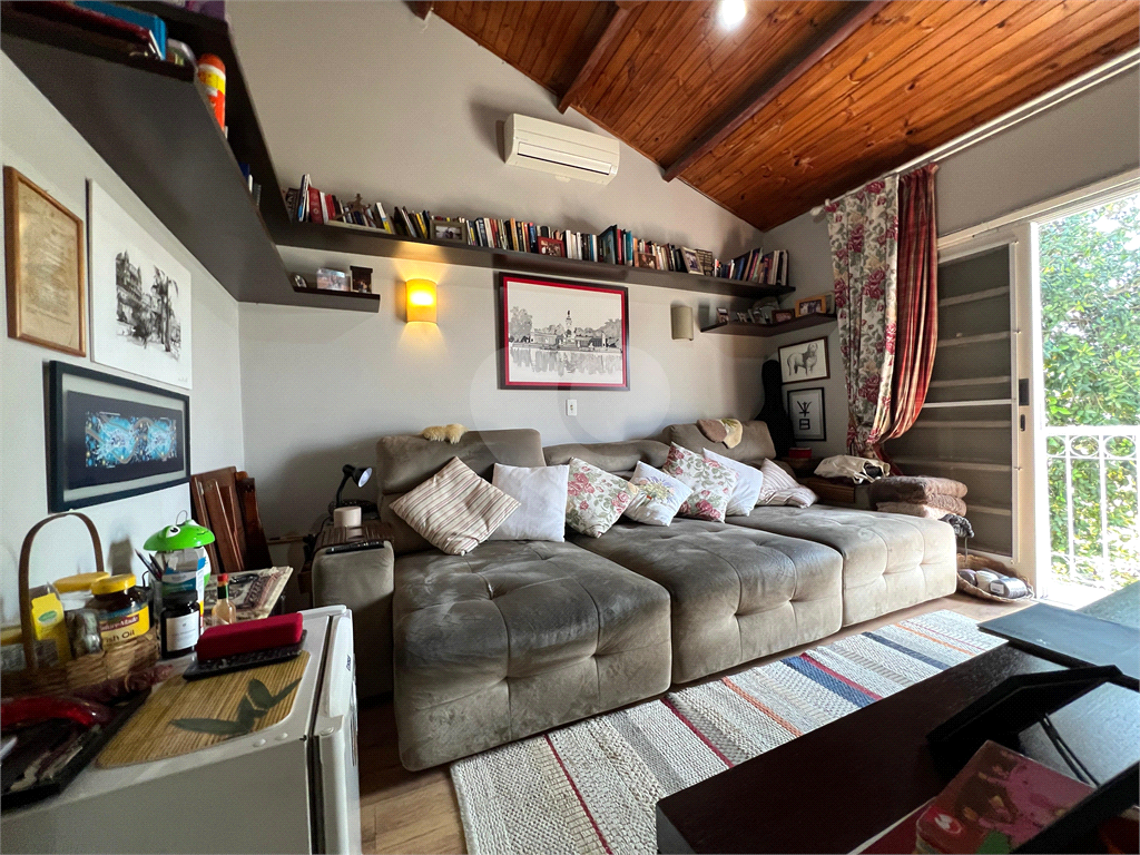 Casa venda Alphaville 3, 4 quartos, 2 suítes, 2 salas, 6 vagas