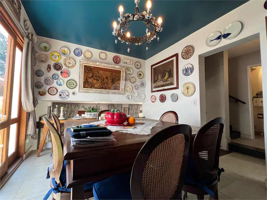 Casa venda Alphaville 3, 4 quartos, 2 suítes, 2 salas, 6 vagas