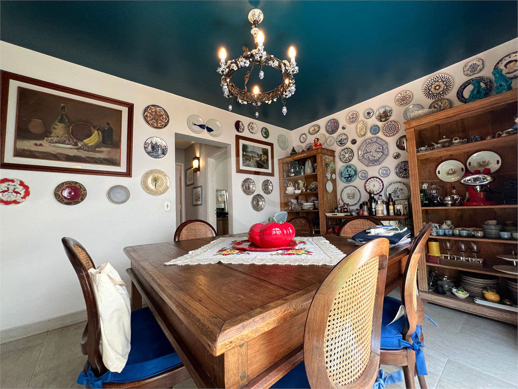 Casa venda Alphaville 3, 4 quartos, 2 suítes, 2 salas, 6 vagas