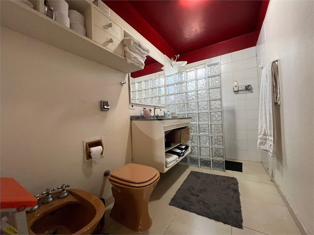 Casa venda Alphaville 3, 4 quartos, 2 suítes, 2 salas, 6 vagas