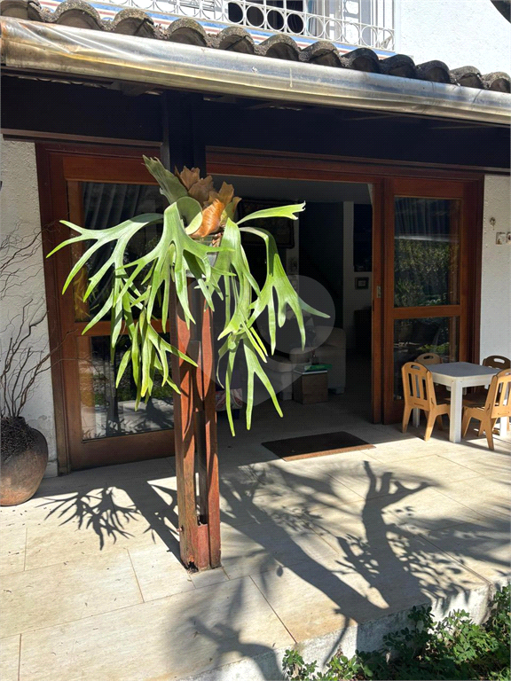 Casa venda Alphaville 3, 4 quartos, 2 suítes, 2 salas, 6 vagas