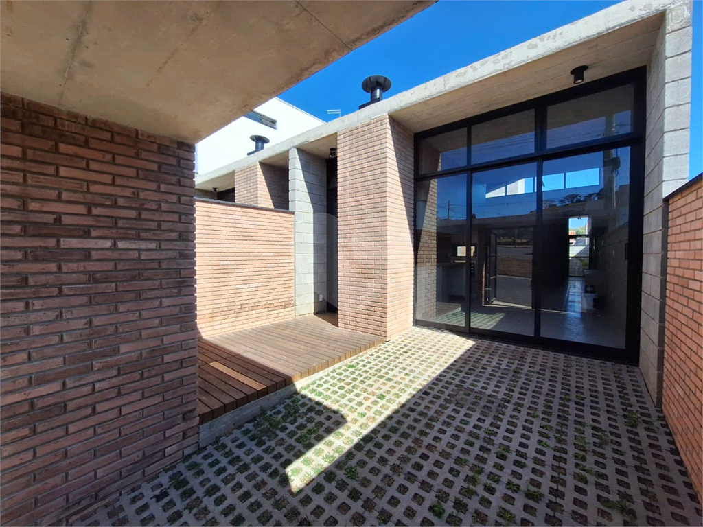 Casa Nova à Venda 80m²| 2 Dormitórios| 1 Suíte| 1 Vaga| Área Gourmet Socorro/SP