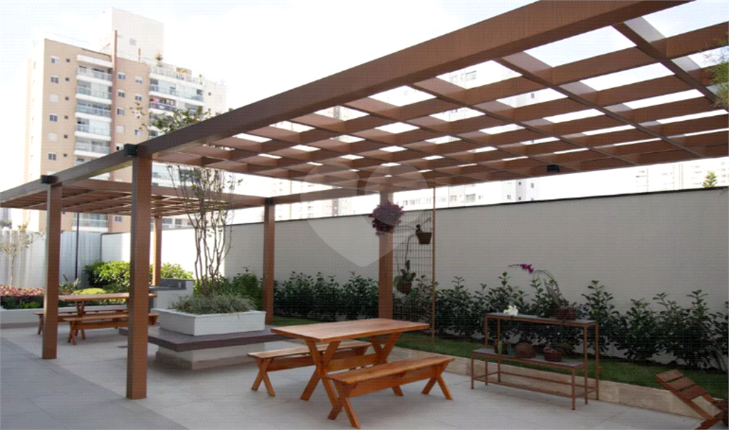 APARTAMENTO em VILA ROSÁLIA