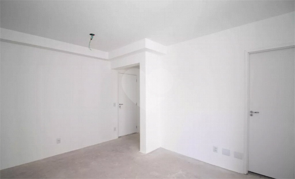 APARTAMENTO em VILA ROSÁLIA