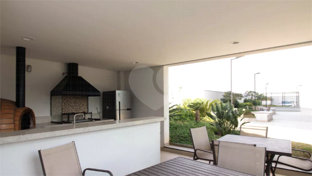 APARTAMENTO em VILA ROSÁLIA