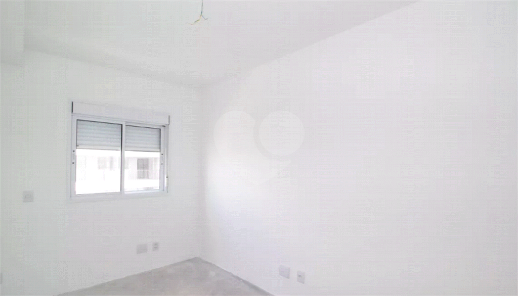 APARTAMENTO em VILA ROSÁLIA