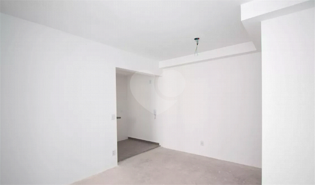 APARTAMENTO em VILA ROSÁLIA