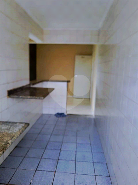 Apartamento 2 dormitórios próximo ao Mercado Municipal e Feirinha da Madrugada – Condomínio Kátia Priscila