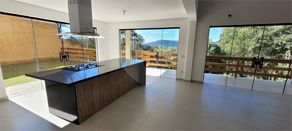 Casa de Condomínio à venda com 4 quartos, 350m² - Foto 16
