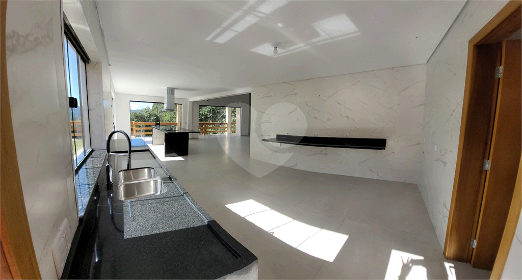 Casa de Condomínio à venda com 4 quartos, 350m² - Foto 44