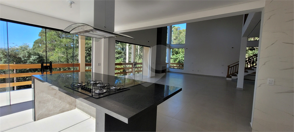 Casa de Condomínio à venda com 4 quartos, 350m² - Foto 32