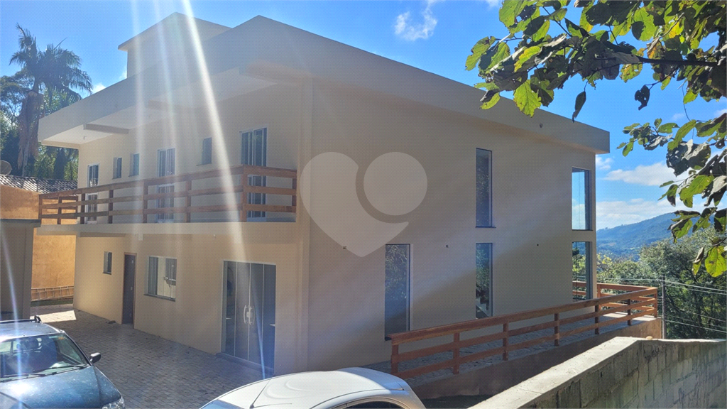 Casa de Condomínio à venda com 4 quartos, 350m² - Foto 36