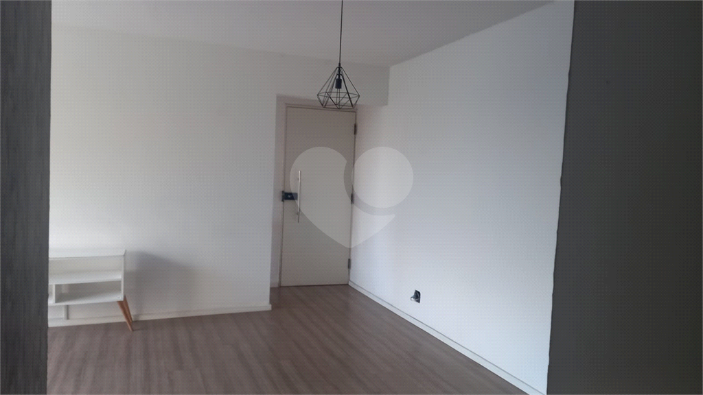 Parada Inglesa - Apartamento 62 metros , 02 quartos,  area de serviço, dep.empregada, vaga de garagem, depósito