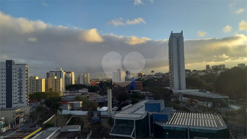 Parada Inglesa - Apartamento 62 metros , 02 quartos,  area de serviço, dep.empregada, vaga de garagem, depósito