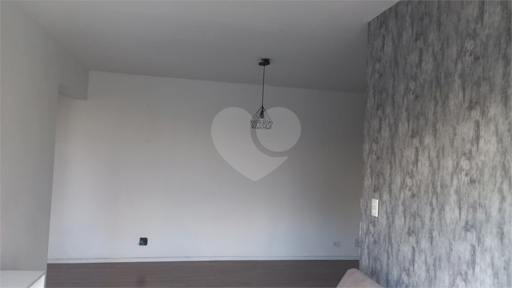 Parada Inglesa - Apartamento 62 metros , 02 quartos,  area de serviço, dep.empregada, vaga de garagem, depósito