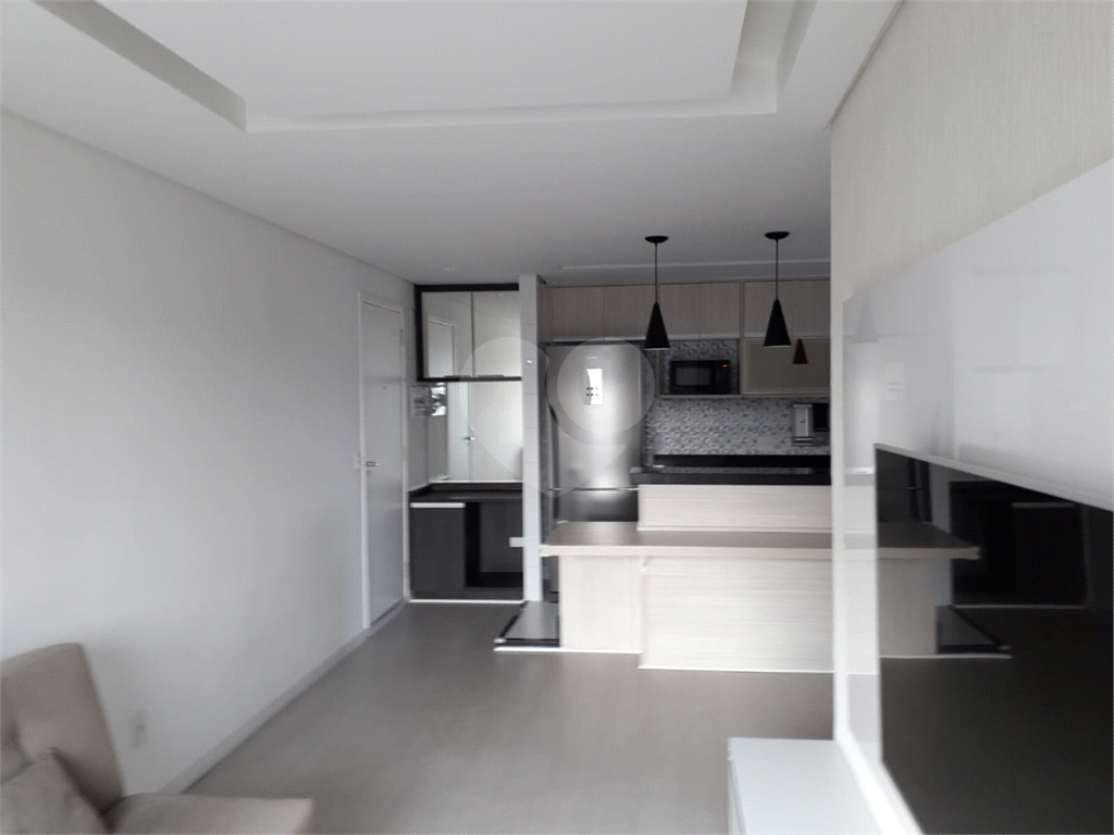 APARTAMENTO em JARDIM FLOR DA MONTANHA