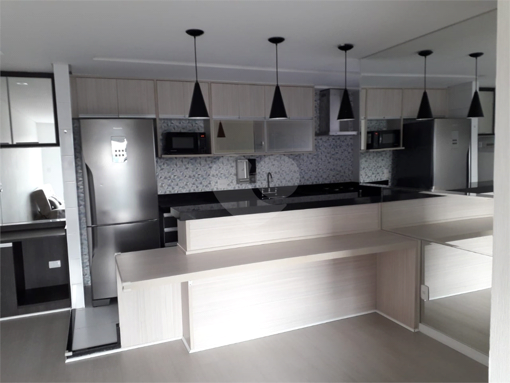 APARTAMENTO em JARDIM FLOR DA MONTANHA