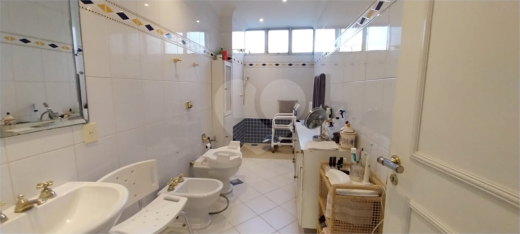 Apartamento, 3 quartos, 196 m² - Foto 15