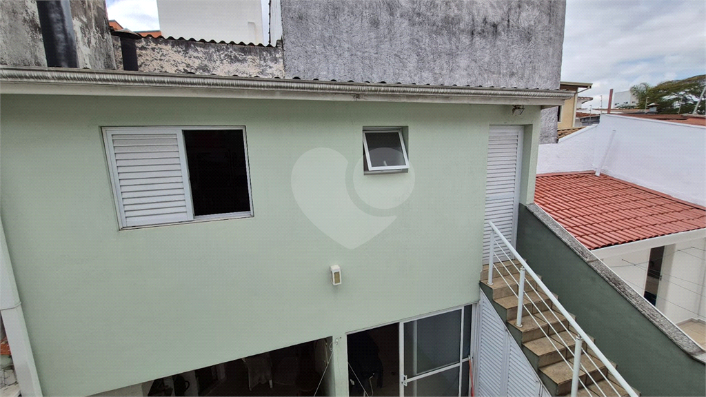 Sobrado no bairro de Mirandópolis com 3 quartos sendo 1 suíte - edícula - 2 vagas de garagem