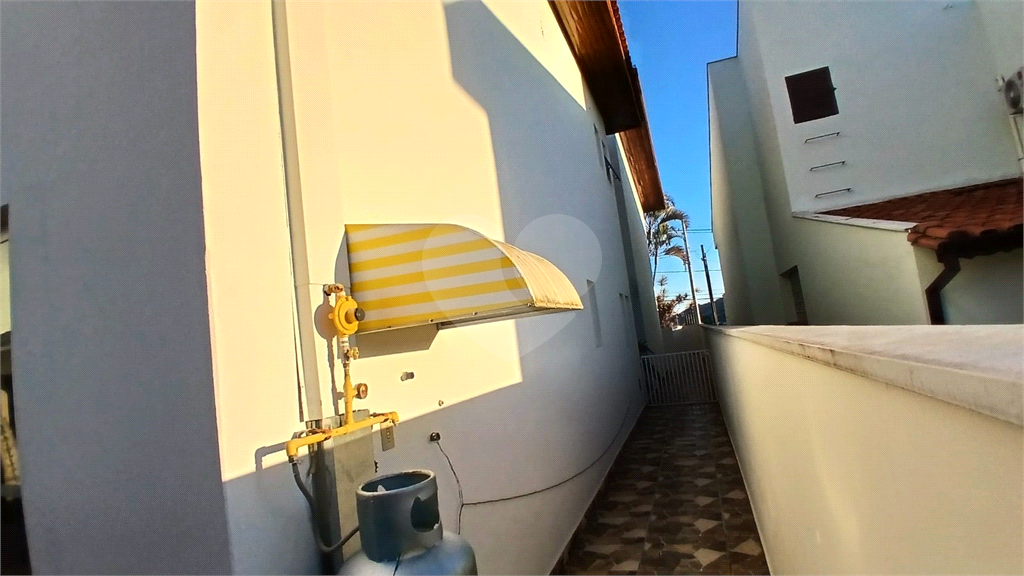 Sobrado à Venda em Socorro/SP | 379 m² | 4 Dormitórios | 2 Suítes | 4 Vagas de Garagem