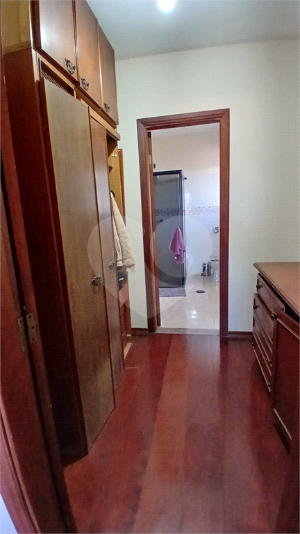 Sobrado à Venda em Socorro/SP | 379 m² | 4 Dormitórios | 2 Suítes | 4 Vagas de Garagem