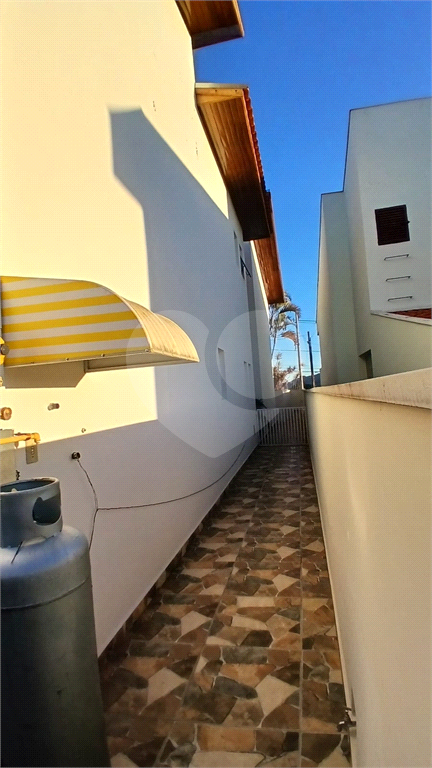 Sobrado à Venda em Socorro/SP | 379 m² | 4 Dormitórios | 2 Suítes | 4 Vagas de Garagem