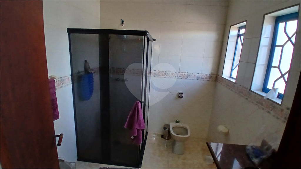 Sobrado à Venda em Socorro/SP | 379 m² | 4 Dormitórios | 2 Suítes | 4 Vagas de Garagem