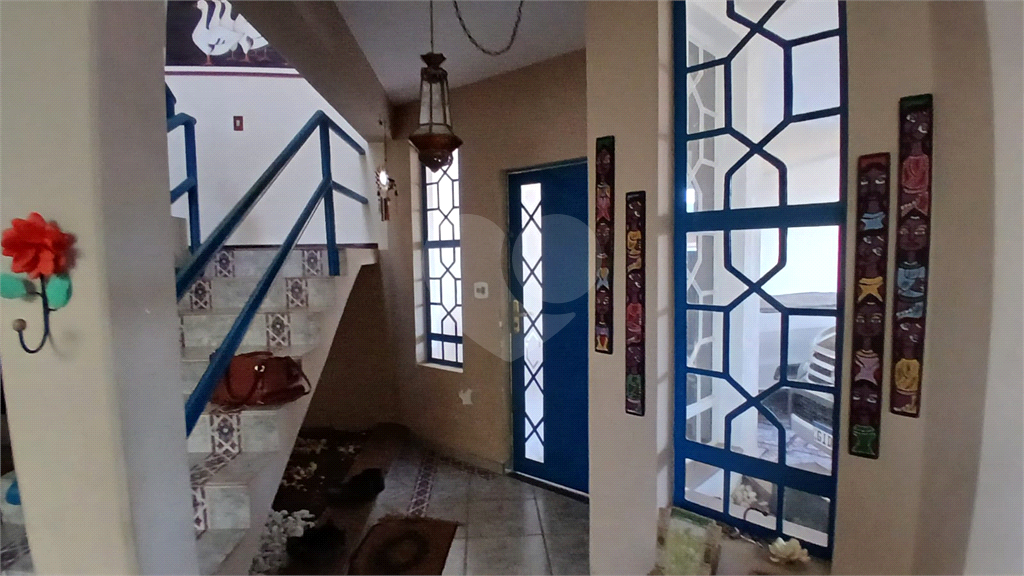 Sobrado à Venda em Socorro/SP | 379 m² | 4 Dormitórios | 2 Suítes | 4 Vagas de Garagem