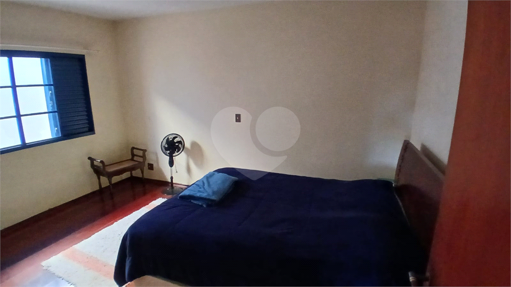 Sobrado à Venda em Socorro/SP | 379 m² | 4 Dormitórios | 2 Suítes | 4 Vagas de Garagem