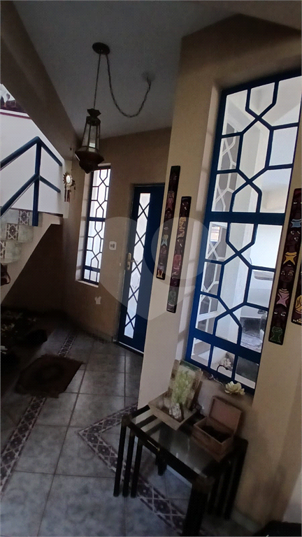 Sobrado à Venda em Socorro/SP | 379 m² | 4 Dormitórios | 2 Suítes | 4 Vagas de Garagem