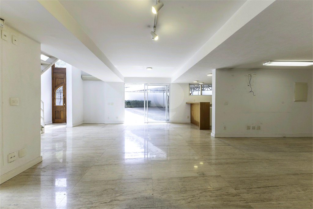 Imóvel Comercial 1.499m² | Av. São Gualter – Alto de Pinheiros