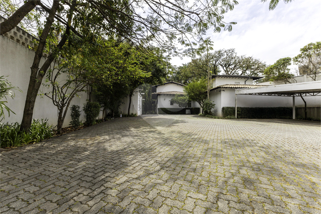Imóvel Comercial 1.499m² | Av. São Gualter – Alto de Pinheiros